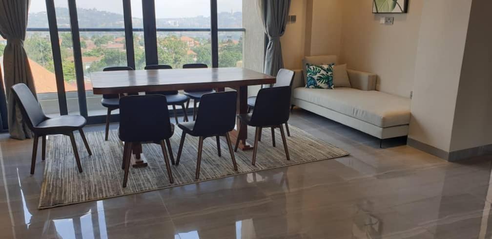 קמפאלה Zara Garden Hotel And Apartments מראה חיצוני תמונה